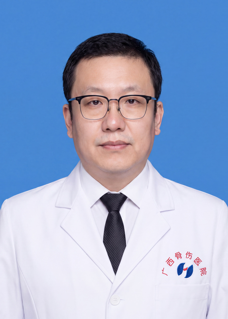 王鹏云